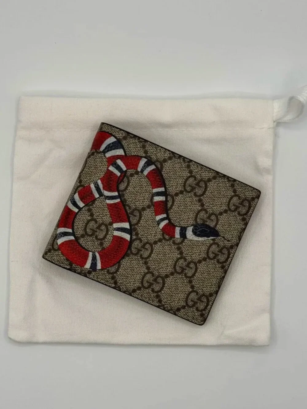 Gucci Kingsnake GG Supreme Wallet Beige